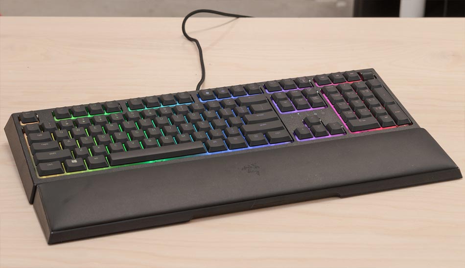 کیبورد گیمینگ ریزر Razer Ornata V2